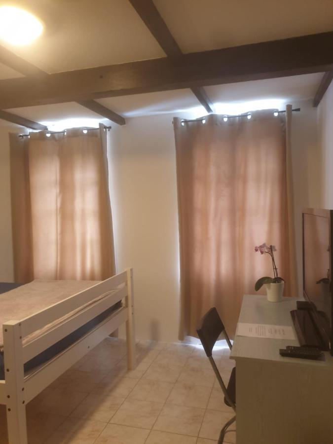 Chambre Independante A La Campagne Puycalvel Lautrec Экстерьер фото